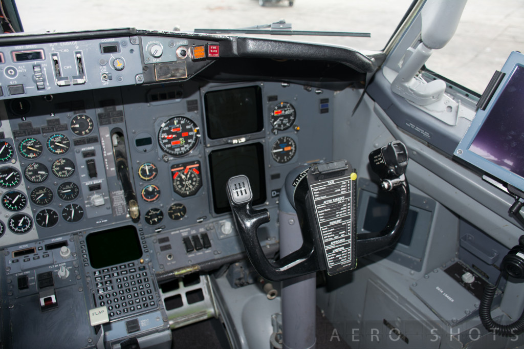 D-ABIB_Cockpit5