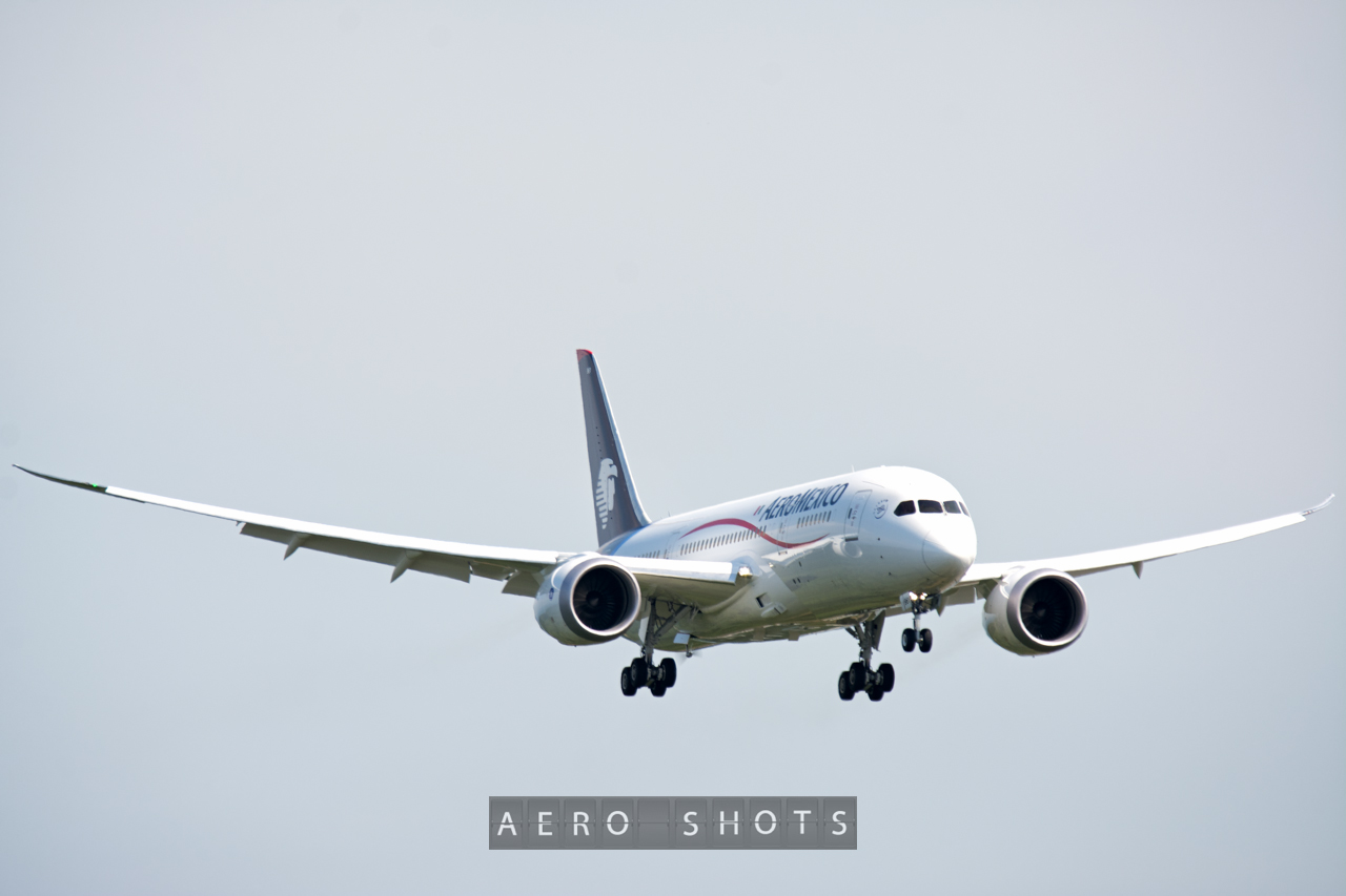 Aeromex_787_PAE