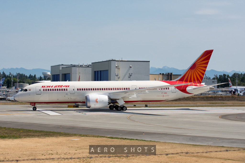 AirIndia_787_VT-ANN_PAE_08092013
