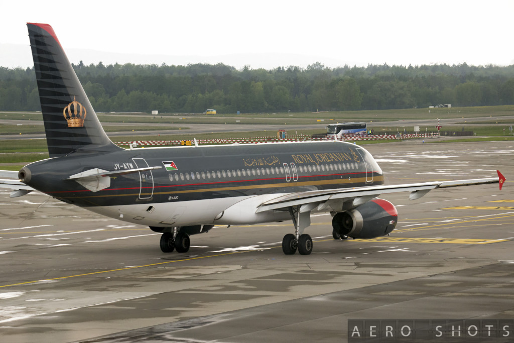 RoyalJordanian_A320_JY-AYW_ZRH
