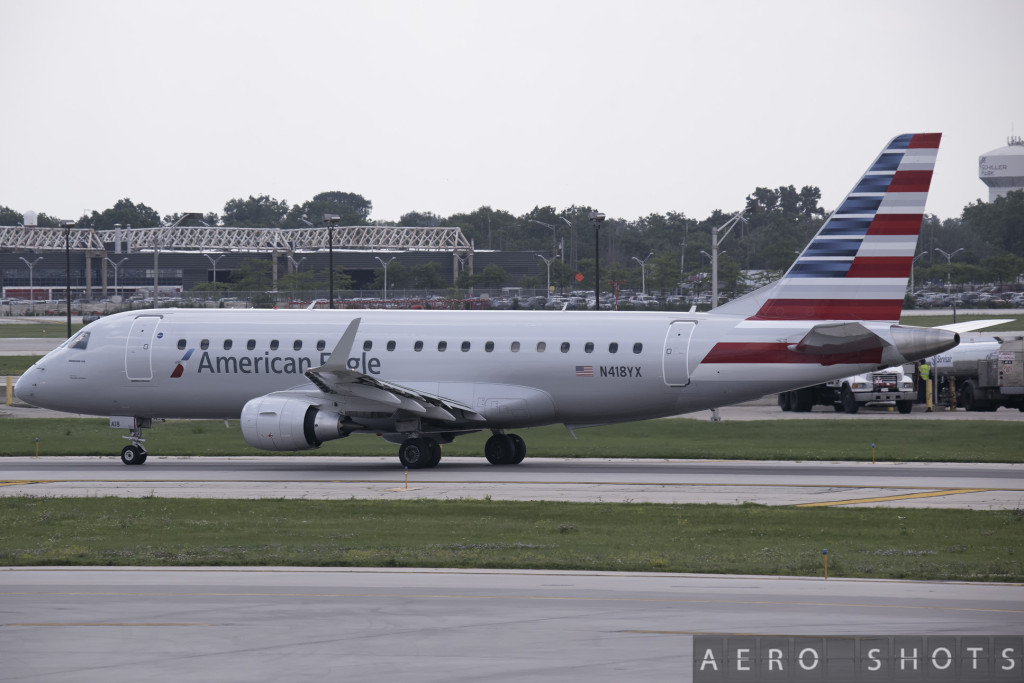 American_AA_Embraer_175_N418YX_Chicago_Ohare_ORD