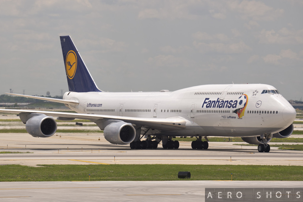 Lufthansa_LH_D-ABYI_Fanhansa_Chicago_Ohare_ORD_7