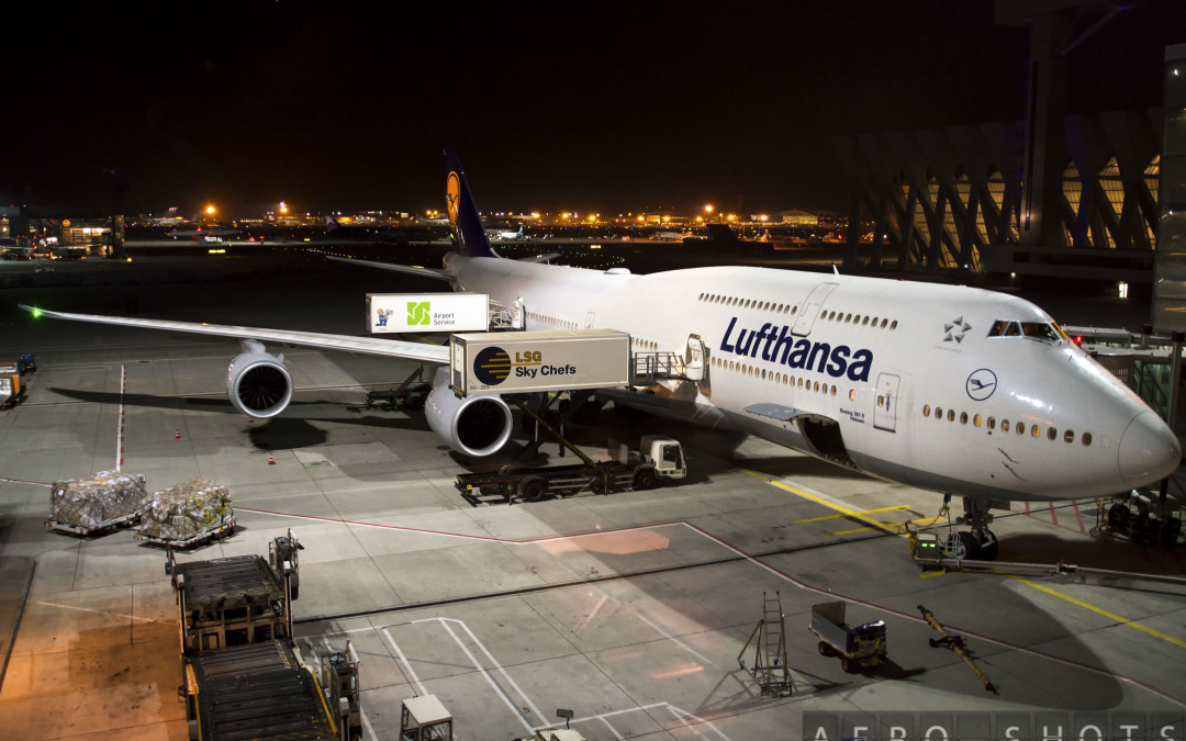 The Night Time Is The Right Time…..For Lufthansa Plane Spotting in Frankfurt!