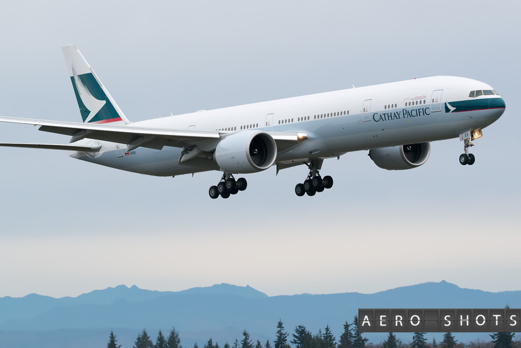 Cathay_Pacific_CX_B-KQV_777_Paine_2
