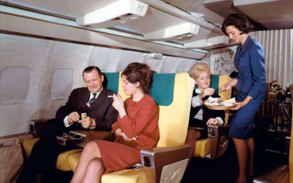 What First Class used to look like aboard a Boeing 707 ---- Courtesy of Lufthansa