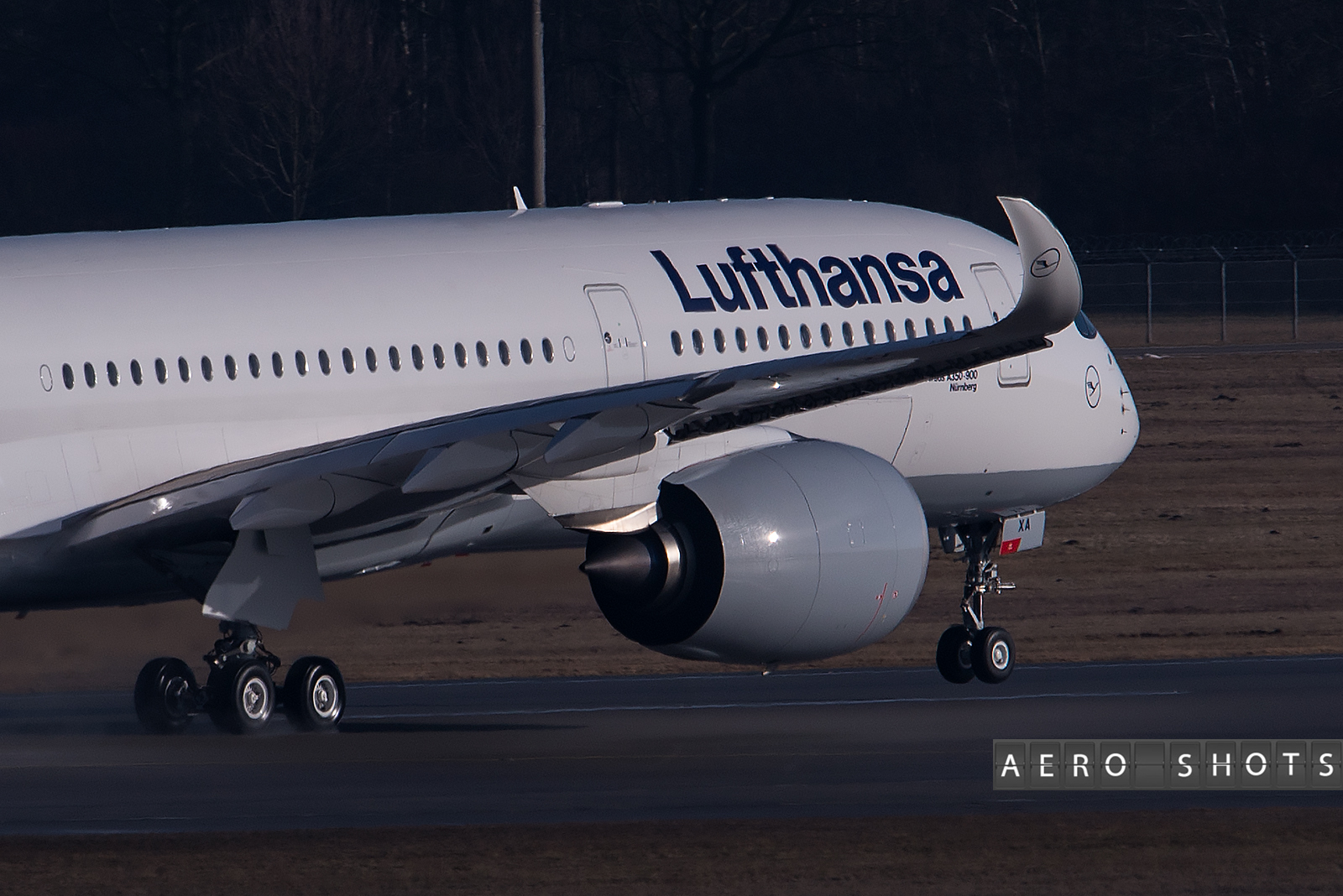 Lufthansa_A350_D-AIXA_Munich_MUC_8