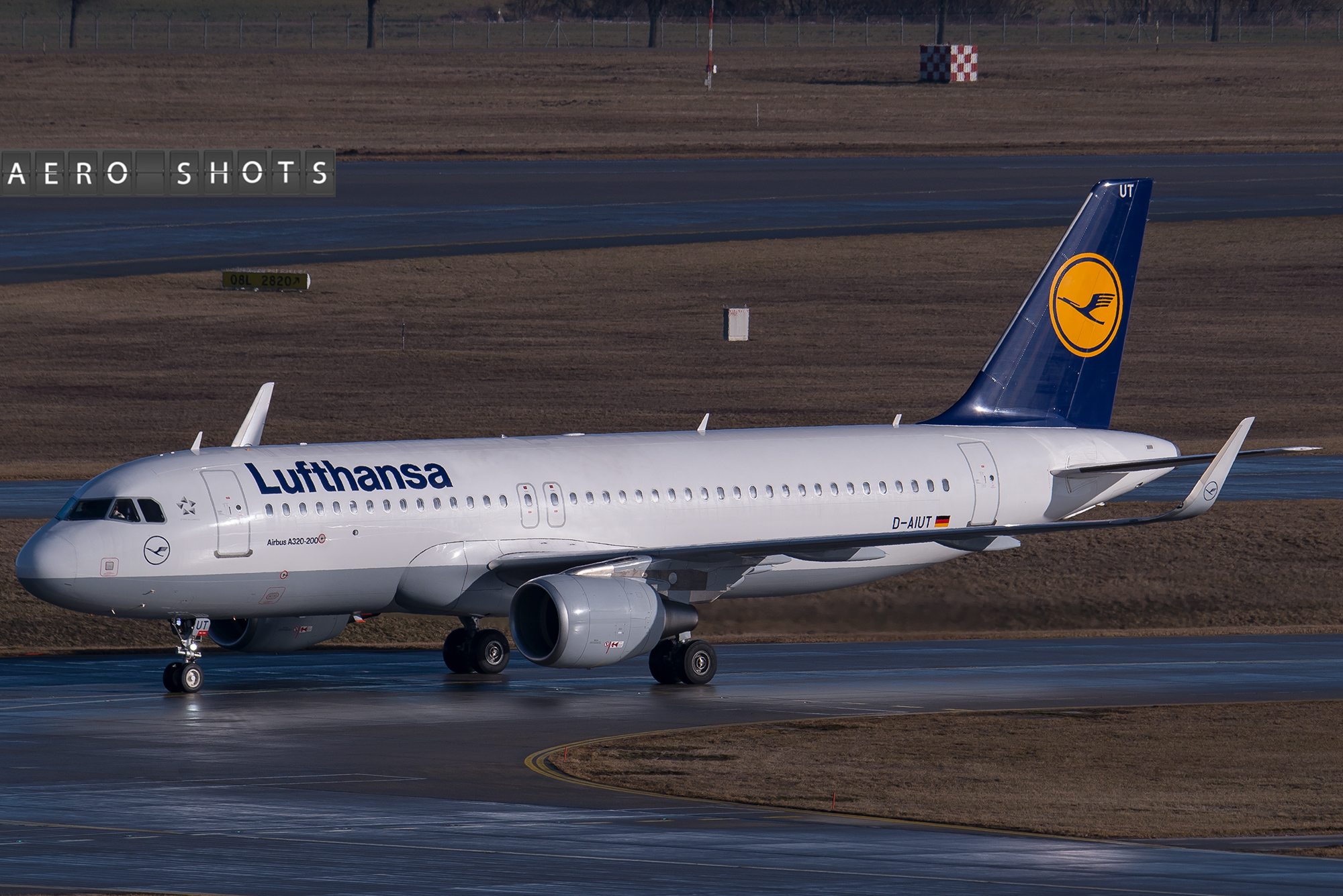 Lufthansa_LH_A320_D-AIUT_Munich_MUC