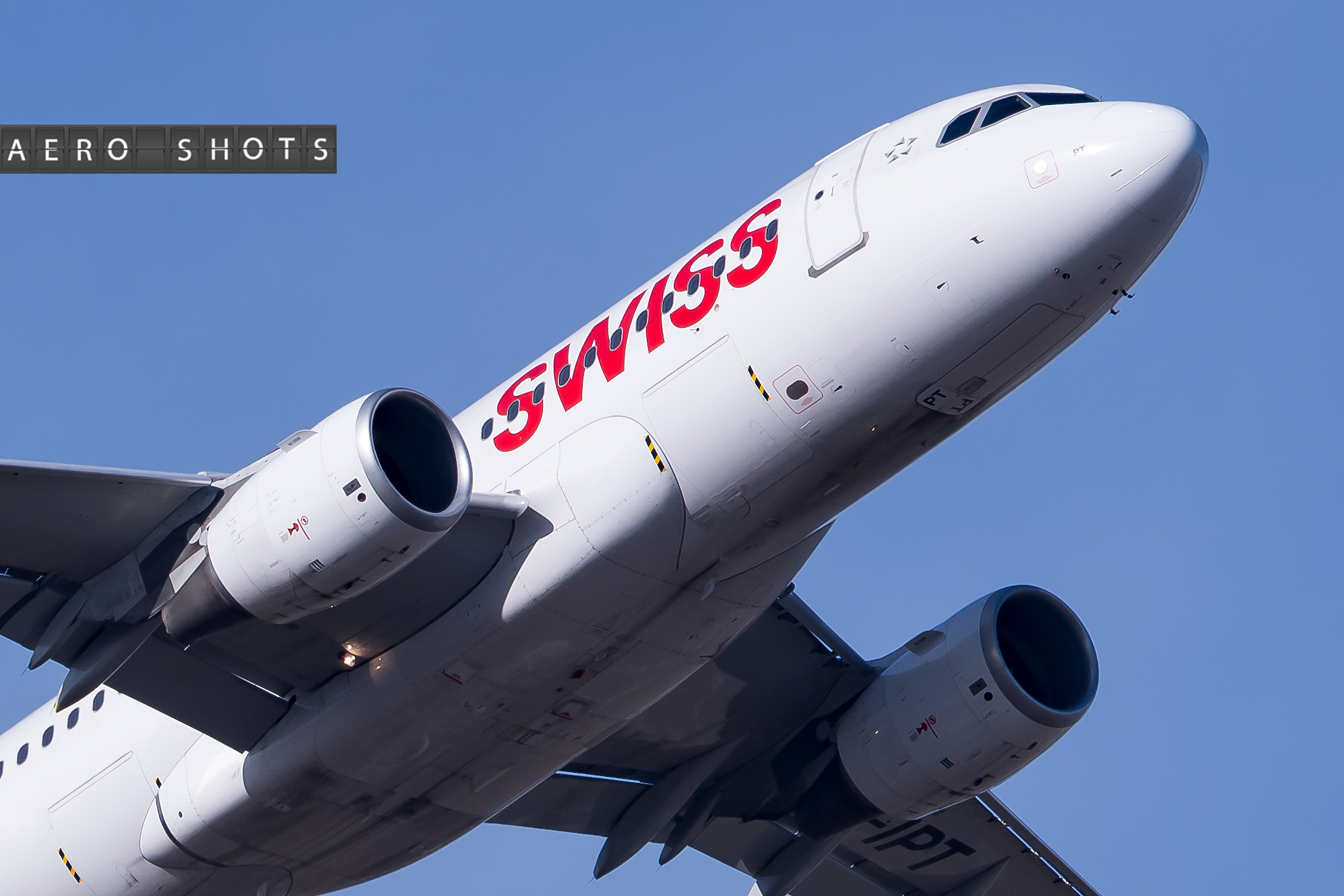 SWISS' A319 departs for Zurich